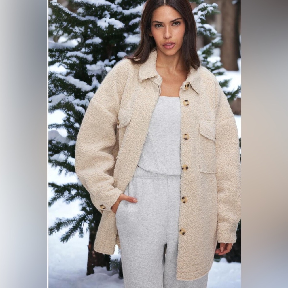 Good American Sherpa Teddy Shacket jacket cream small medium s/m new